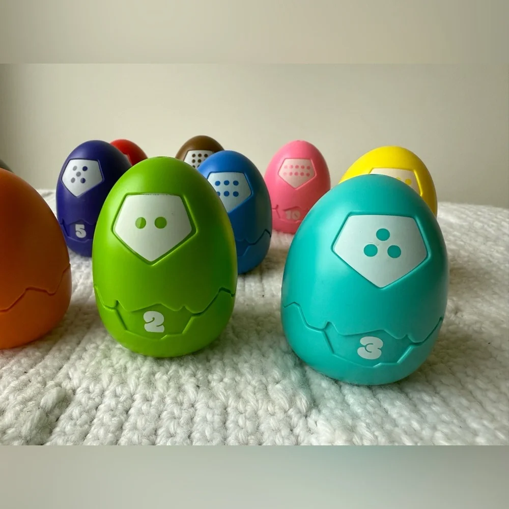 Dinosaur Counting Eggs